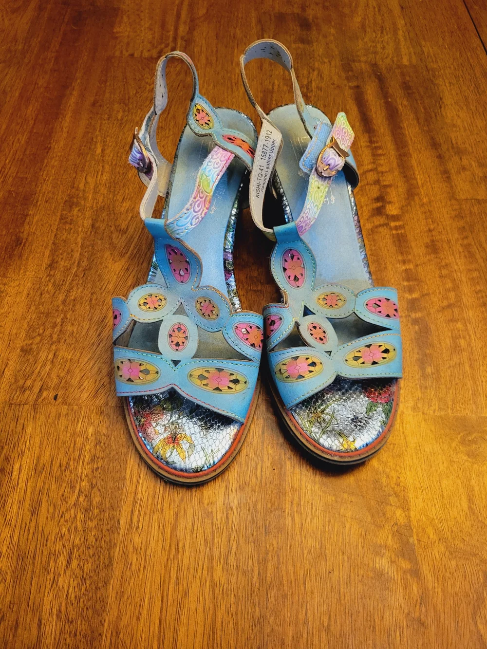 L'ATISTE: Women's Blue Floral Cutout Slingback Sandals with Multicolor Accents